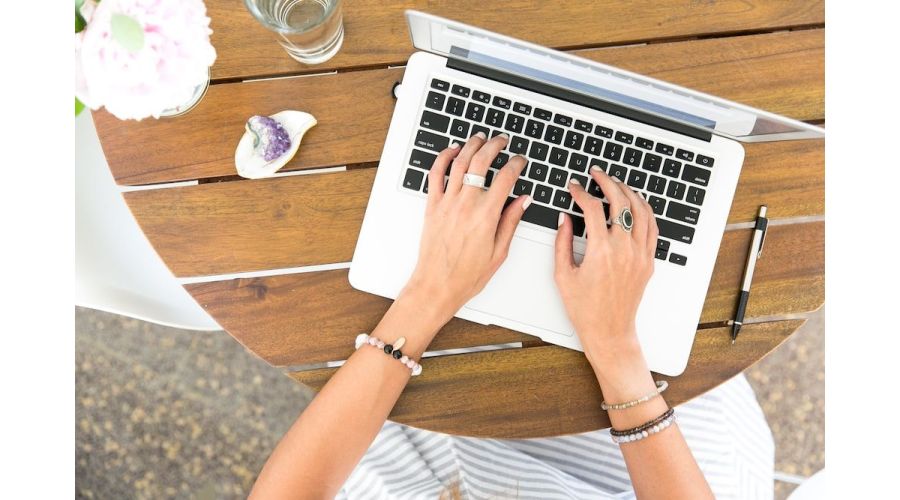 Proin quis dui ac enim aliquam efficitur